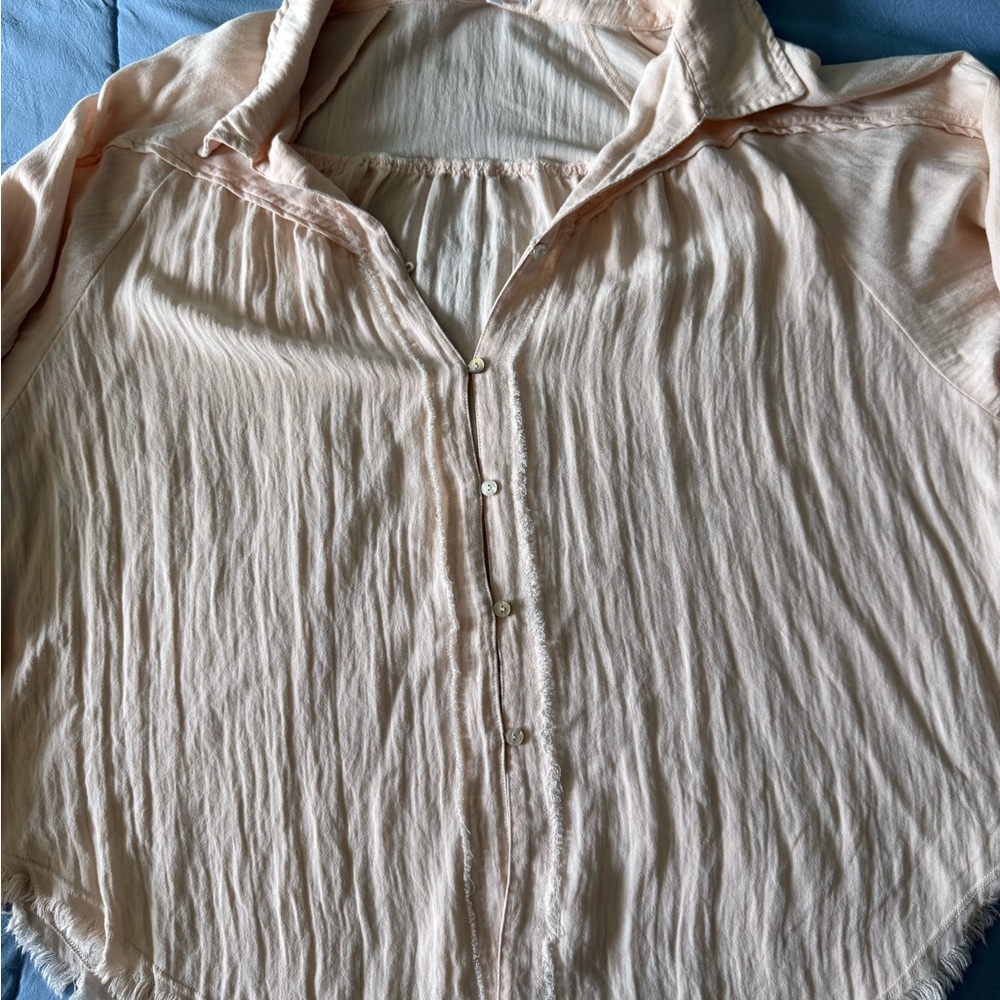Aemi and Co Peach Button-Up Women's Top